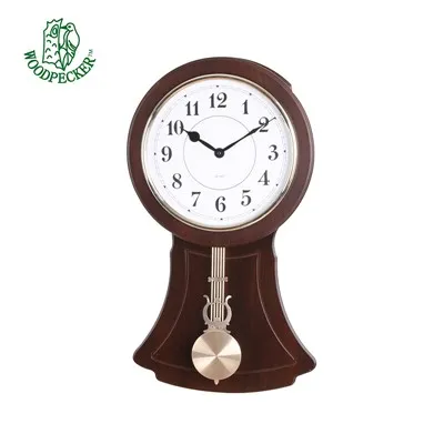 아치형 벽시계의 시간 표시는 얼마나 정확합니까?